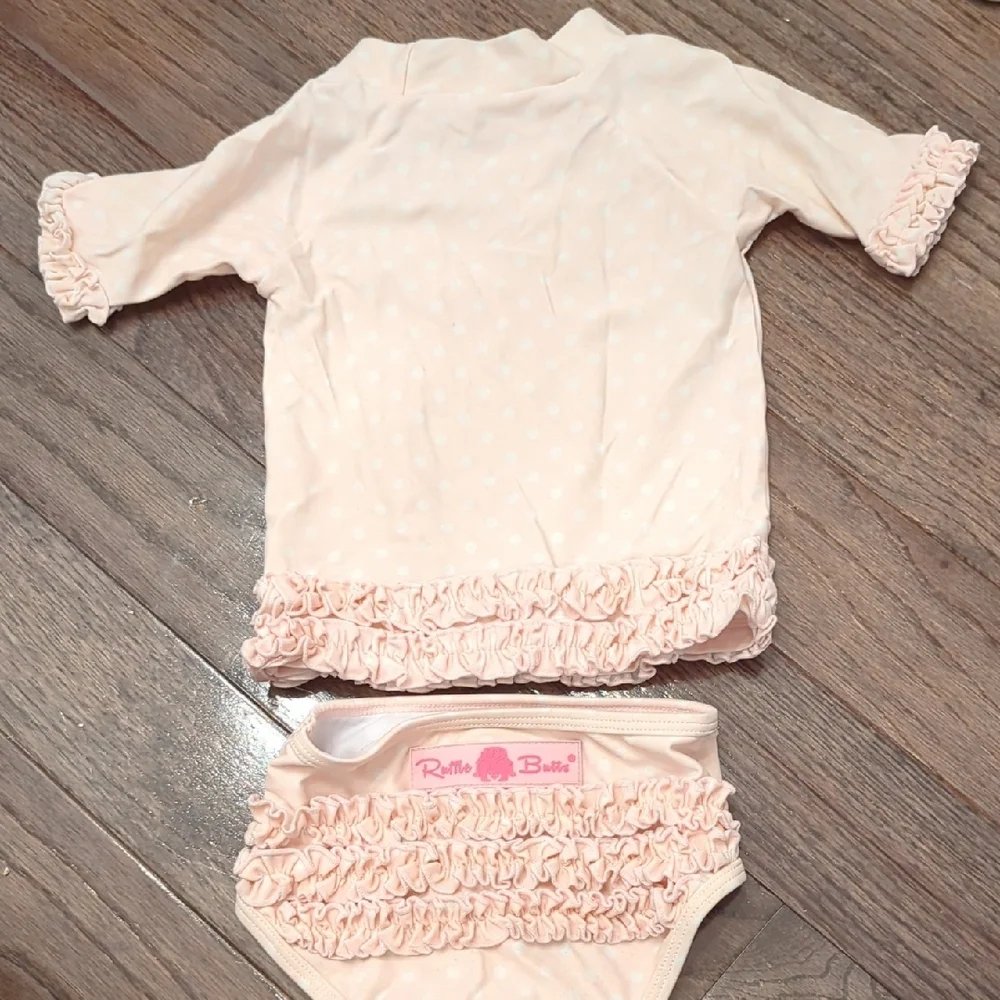 GUC Ruffle Butts Peachy-Pinkish Polka Dot Rash Guard & Swim Bottoms